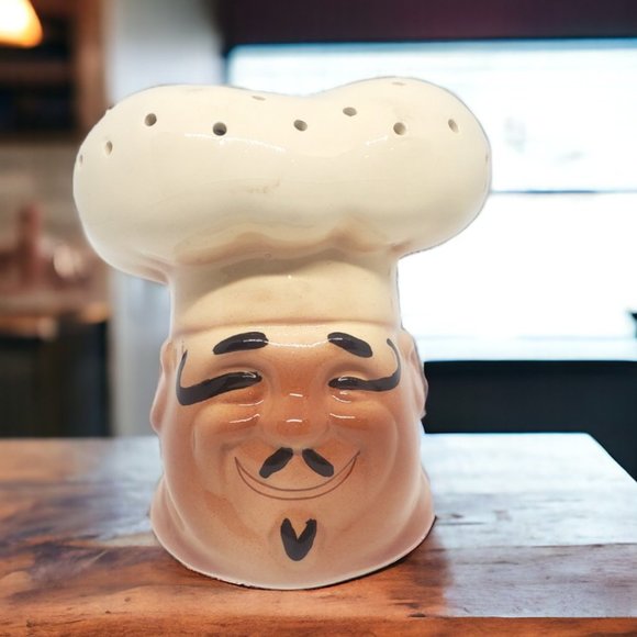 French Chef Head Sugar / Parmesan Shaker - Ceramic - Hand Painted - Picture 1 of 6